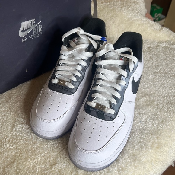 Air Force 1 W/Wolf Grey - Picture 2 of 6